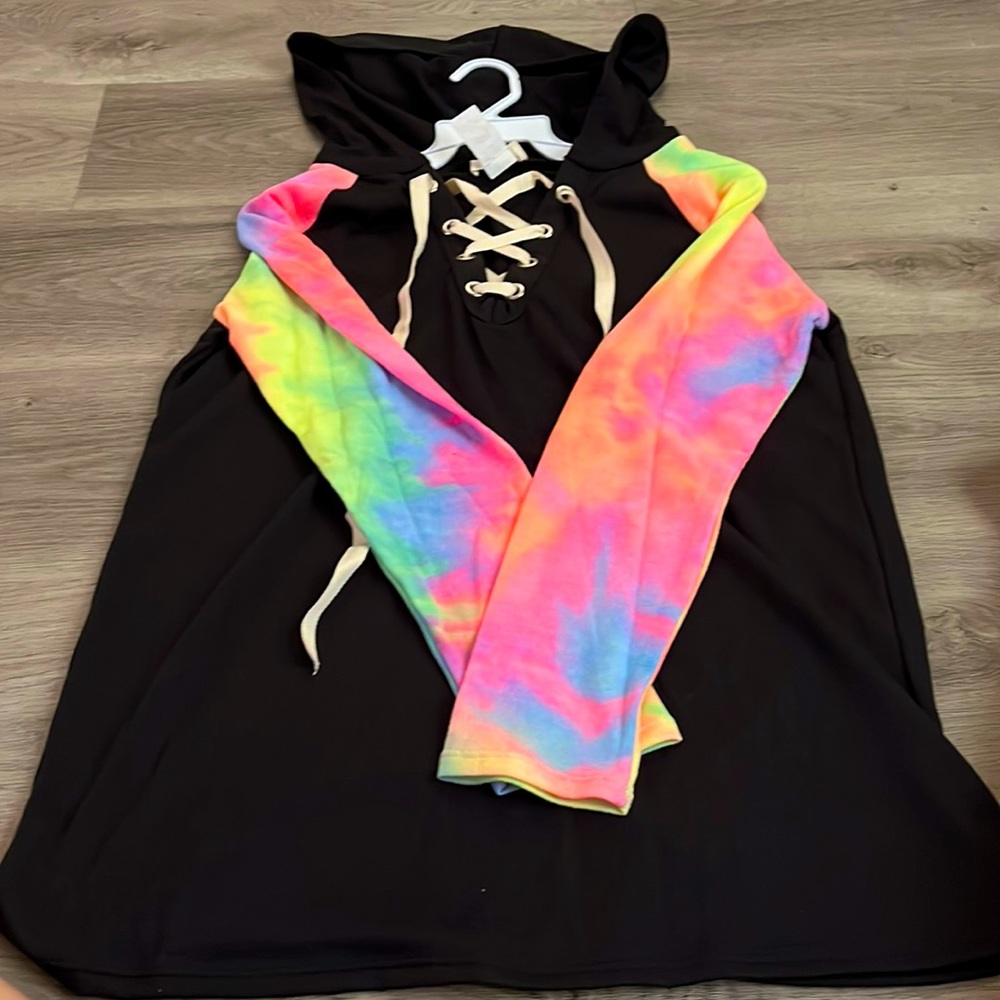 Womens hooded shirt